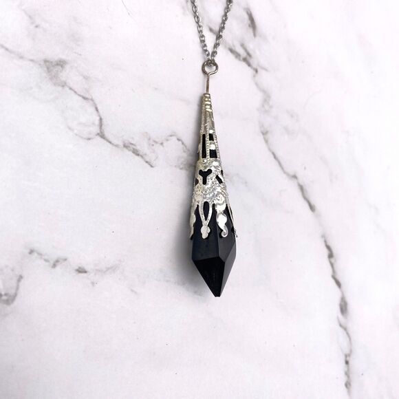 Black Resin Pendulum Necklace - Picture 10 of 10